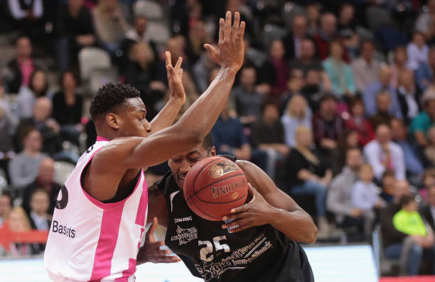 5个篮板的 5个篮板的