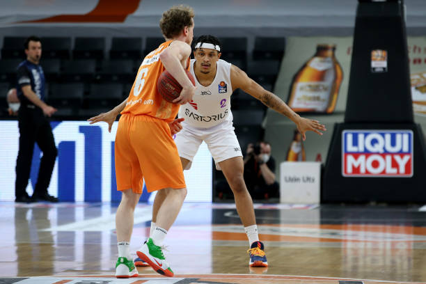 米球队的灵 米球队的灵