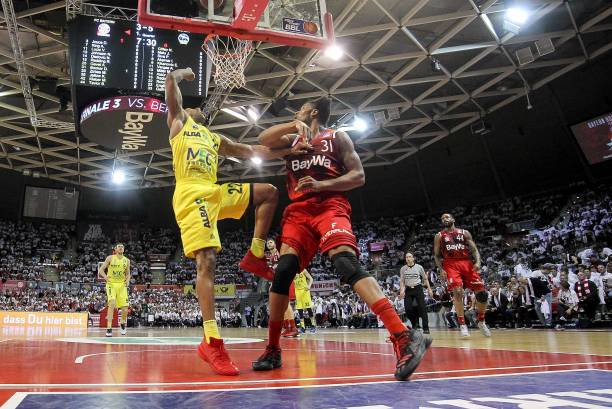 东足球来说 东足球来说